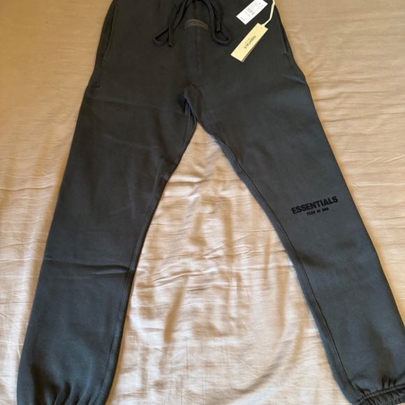 Essentials Fear of God - S22 Sweatpants - Stretch Limo - All Size - Picture 2 of 5